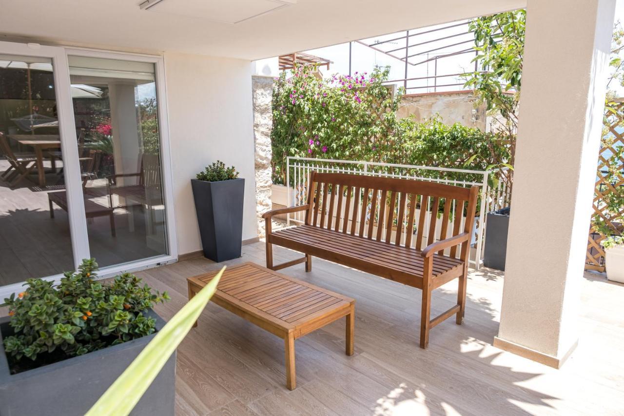 Teatro Apartments Mondello Palermo Eksteriør bilde